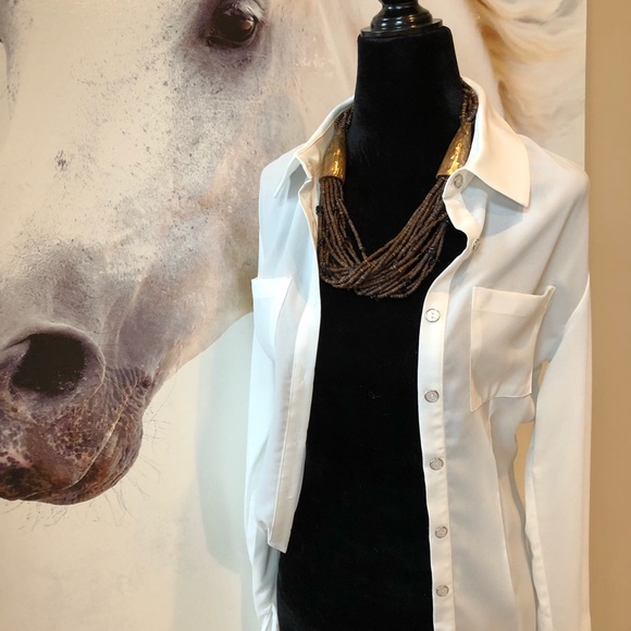 Tribal Chic Beaded Necklace - Picture 5 of 5